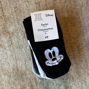 H&M Black and Gray Disney Socks 5-Pack